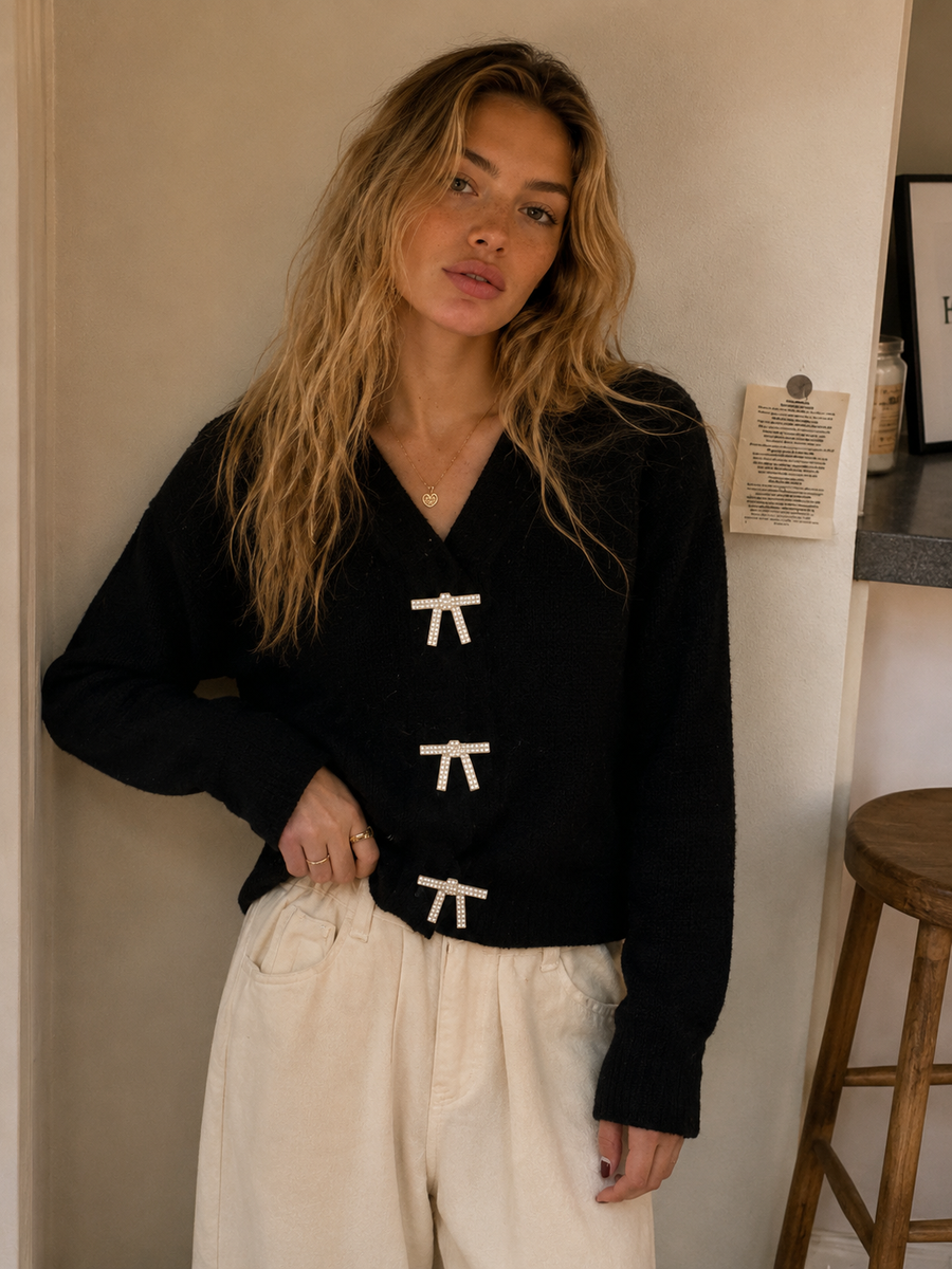 V-neck Short Knitted Cardigan Jacket for Women